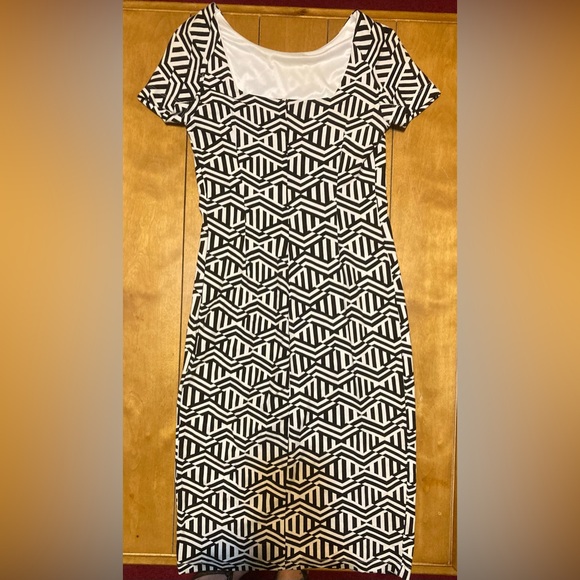 Ladies Size 8 Cato Fitted Long Dress - Picture 11 of 16